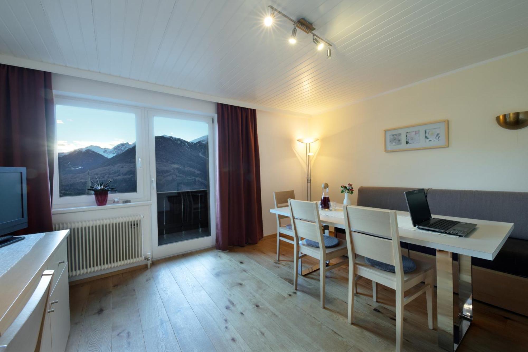 Ferienwohnungen Tiroler Alpenhof Innsbruck Luaran gambar